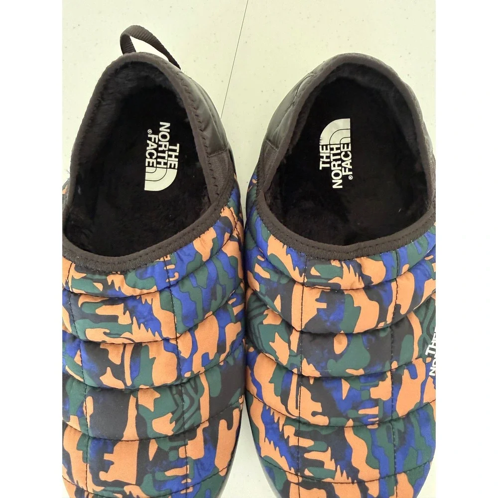 North Face Men's 9 Thermoball Traction Mule V Thyme Brushwood Camo Slippers NWOT